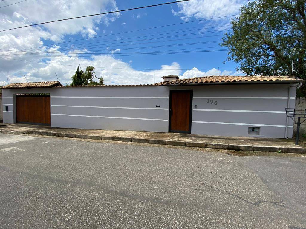 Casas com 3 quartos à venda em Fabricas, São João Del Rei, MG