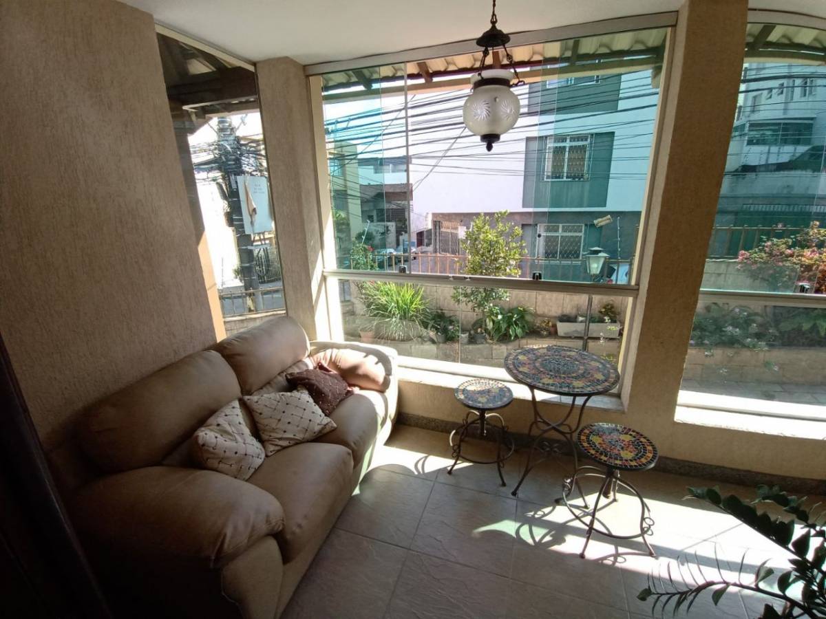 Casa com 2 Quartos, Prado, Belo Horizonte
