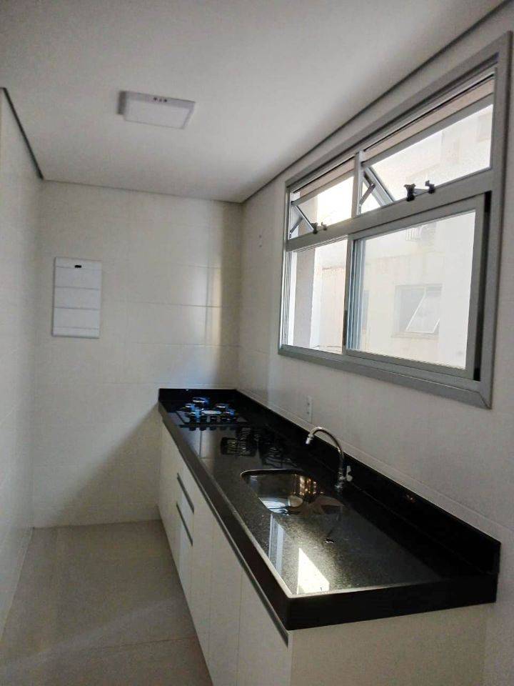 Apartamento com 3 Quartos, Cruzeiro, Belo Horizonte — foto 4
