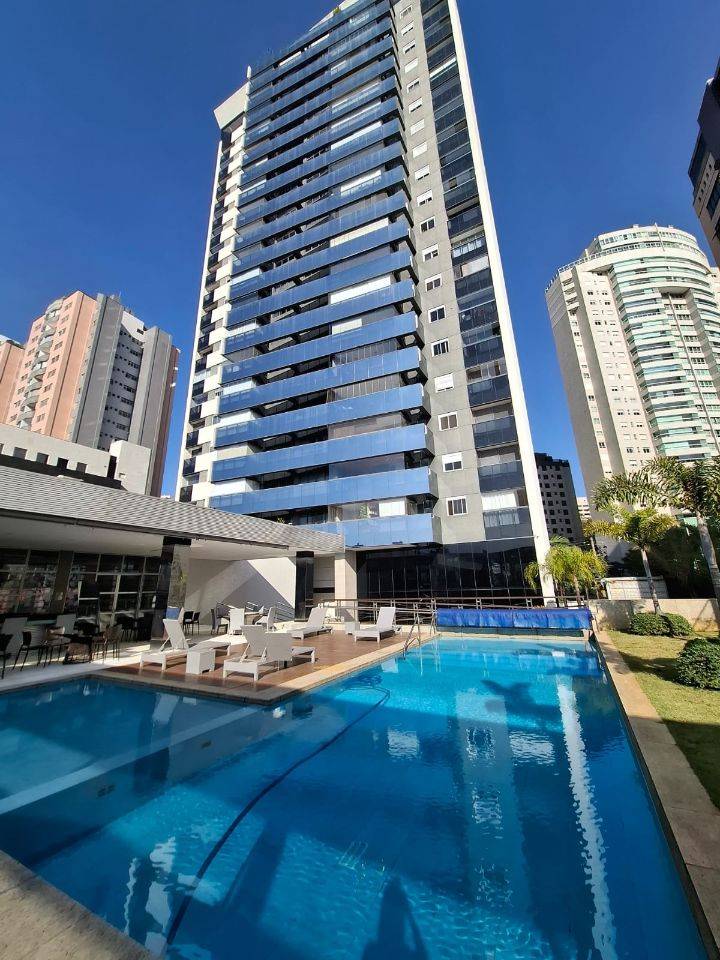 Apartamento com 4 Quartos, Belvedere, Belo Horizonte