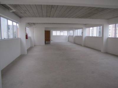 Prédio Comercial de 2.040,00m², para alugar