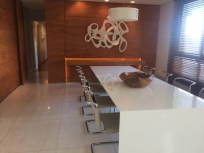 Apartamento de 305,00m², à venda