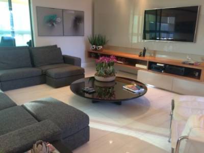 Apartamento de 305,00m², à venda