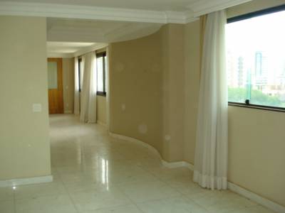Apartamento de 180,00m², à venda