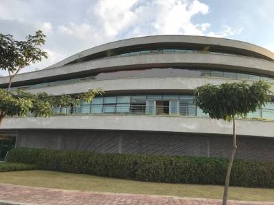 Sala de 900,00m², à venda