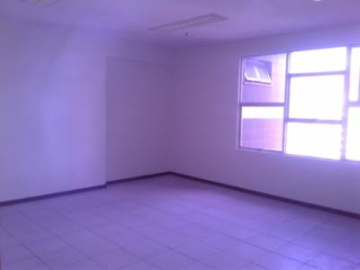 Sala de 29,40m², para alugar