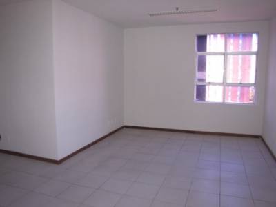 Sala de 26,30m², para alugar