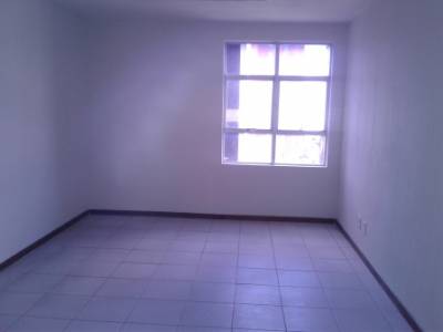 Sala de 26,30m², para alugar