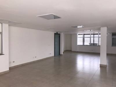 Prédio Comercial de 2.930,00m², para alugar