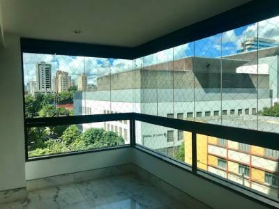 Apartamento de 210,00m², à venda