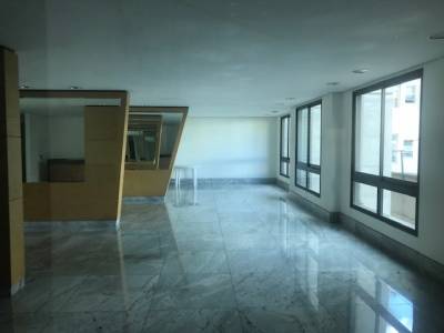 Apartamento de 210,00m², à venda