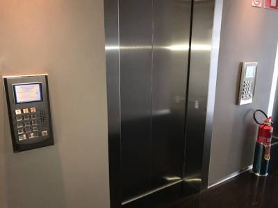 Sala de 70,00m², à venda