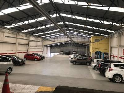 Loja de 1.240,00m², para alugar