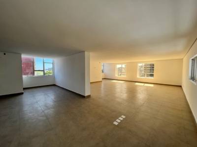 Prédio Comercial de 1.737,00m², para alugar
