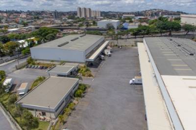 Galpão de 1.254,00m², para alugar