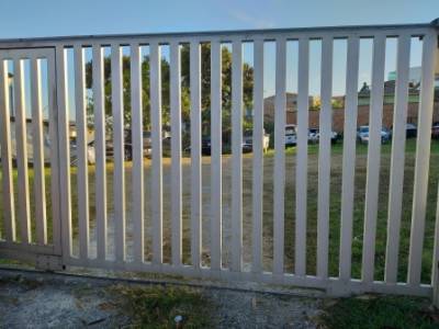Terreno / Área de 2.300,00m², para alugar