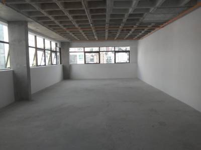 Andar de 178,00m², para alugar
