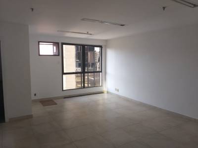 Sala de 32,00m², para alugar
