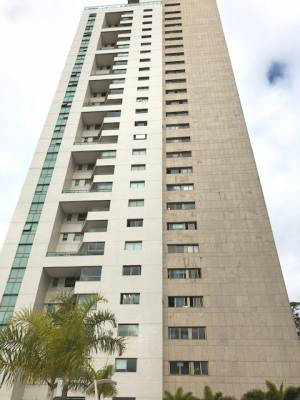 Apartamento de 260,00m², à venda