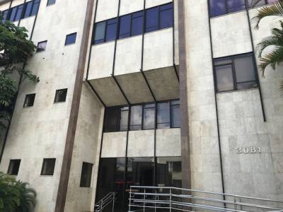 Prédio Comercial de 2.300,00m², à venda