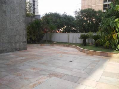 Sala de 70,00m², para alugar