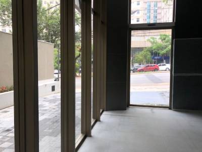 Sala de 332,00m², à venda