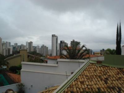 Casa de 312,00m², à venda