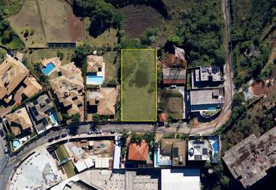 Lote de 1.275,00m², à venda