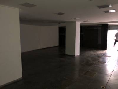 Loja de 542,00m², à venda