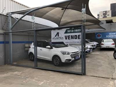 Lote de 302,48m², à venda