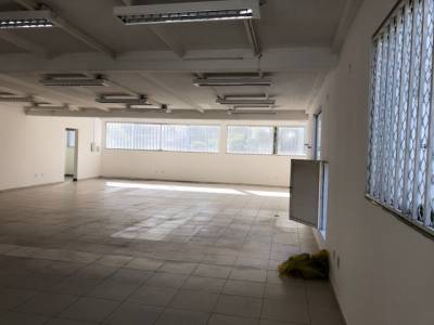 Loja de 475,00m², para alugar