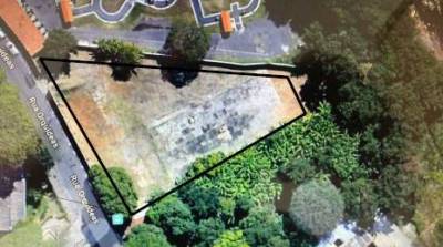 Lote de 2.441,00m², à venda