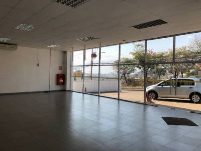 Loja de 2.542,22m², para alugar