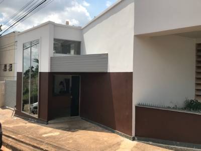Sala de 163,54m², para alugar