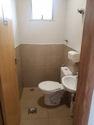 Sala de 163,54m², para alugar