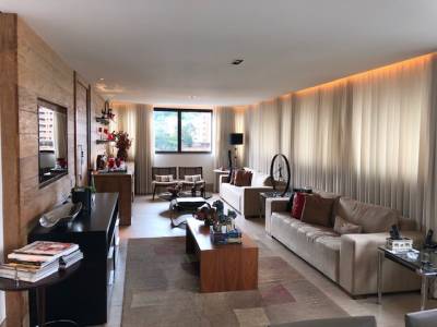 Apartamento de 200,00m², à venda