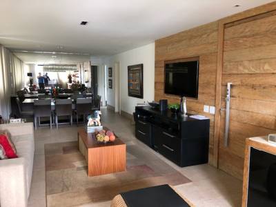 Apartamento de 200,00m², à venda