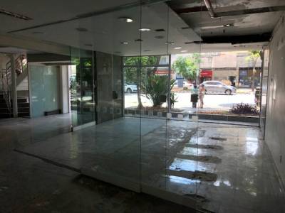 Loja de 443,00m², para alugar