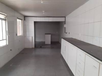 Sala de 76,00m², para alugar