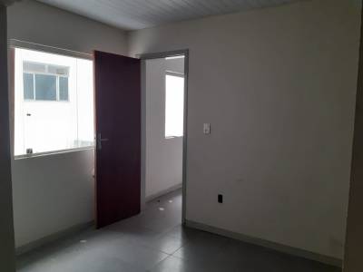 Sala de 76,00m², para alugar