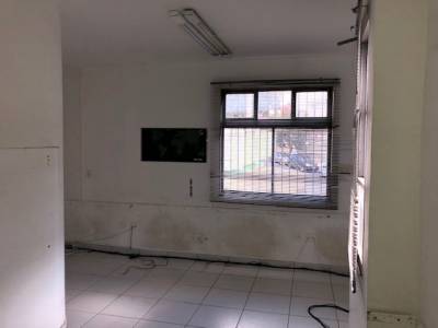 Casa comercial de 219,00m², para alugar