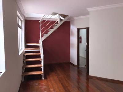 Cobertura de 240,00m², à venda