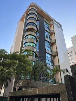 Apartamento de 230,00m², à venda