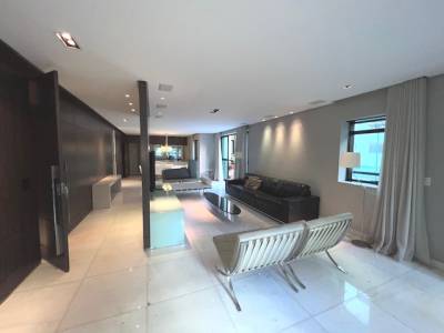 Apartamento de 230,00m², à venda