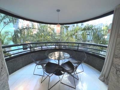 Apartamento de 230,00m², à venda