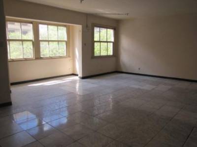 Sala de 170,00m², para alugar