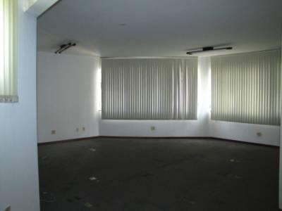Sala de 70,00m², para alugar