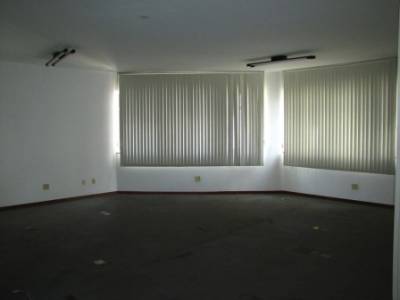 Sala de 70,00m², para alugar